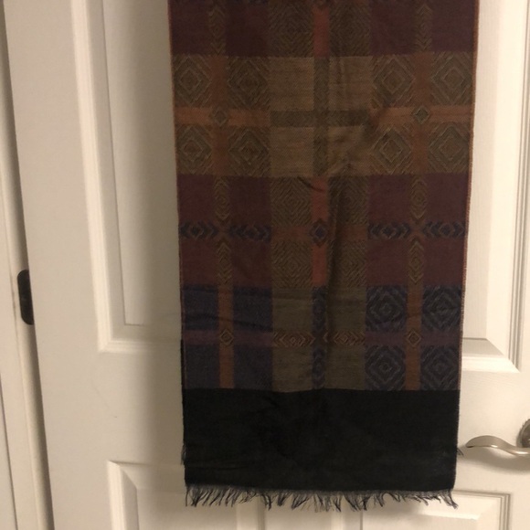 Neiman Marcus High quality jacquard wool stole, shawl in unique pattern - Picture 3 of 12